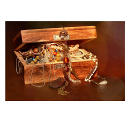 Treasure chest - edible...